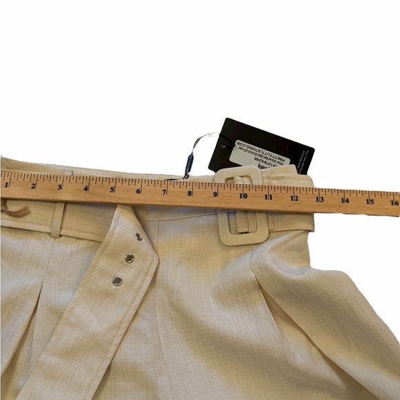 Pretty Little Thing Woven Fabric-Pleated-Cuffed-Belted-Size 2-Side Zip NWOT - Picture 6 of 8